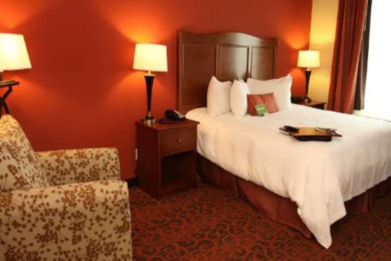 Hampton Inn & Suites Bastrop Dış mekan fotoğraf